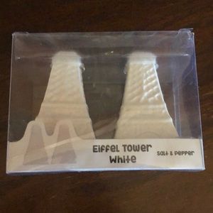 Eiffel Tower Salt and Pepper shaker set